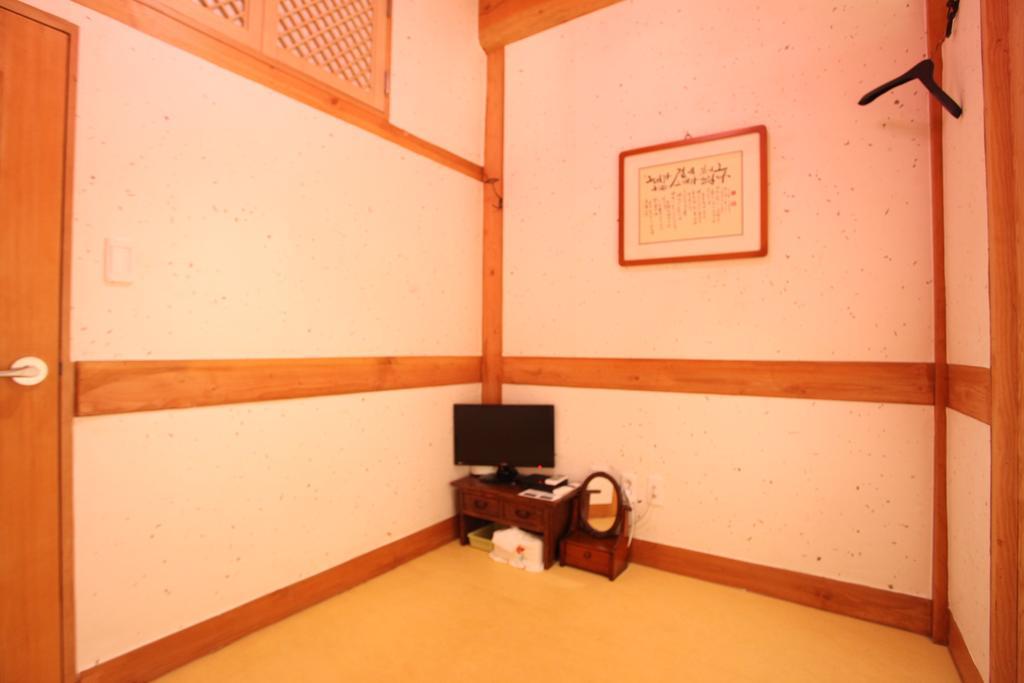 Jeonju Ye Da Won Hotel Exterior photo