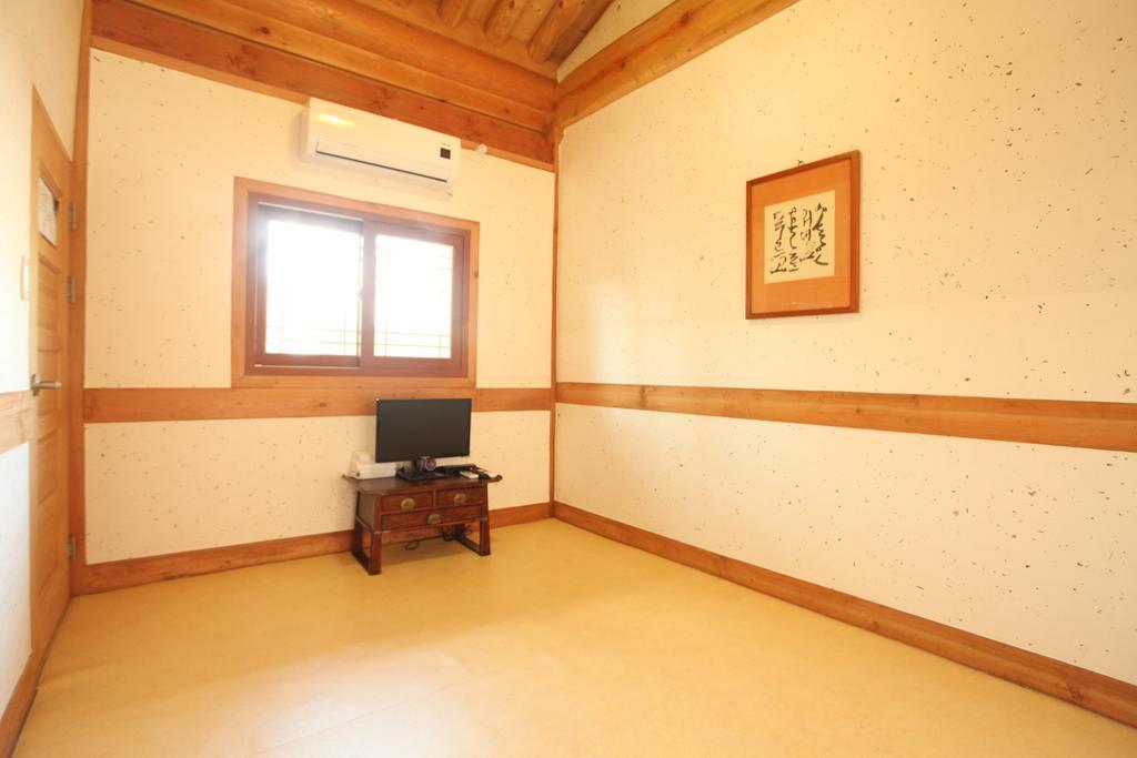 Jeonju Ye Da Won Hotel Exterior photo