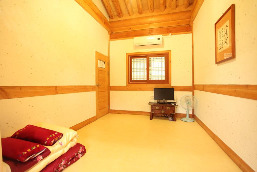 Jeonju Ye Da Won Hotel Exterior photo