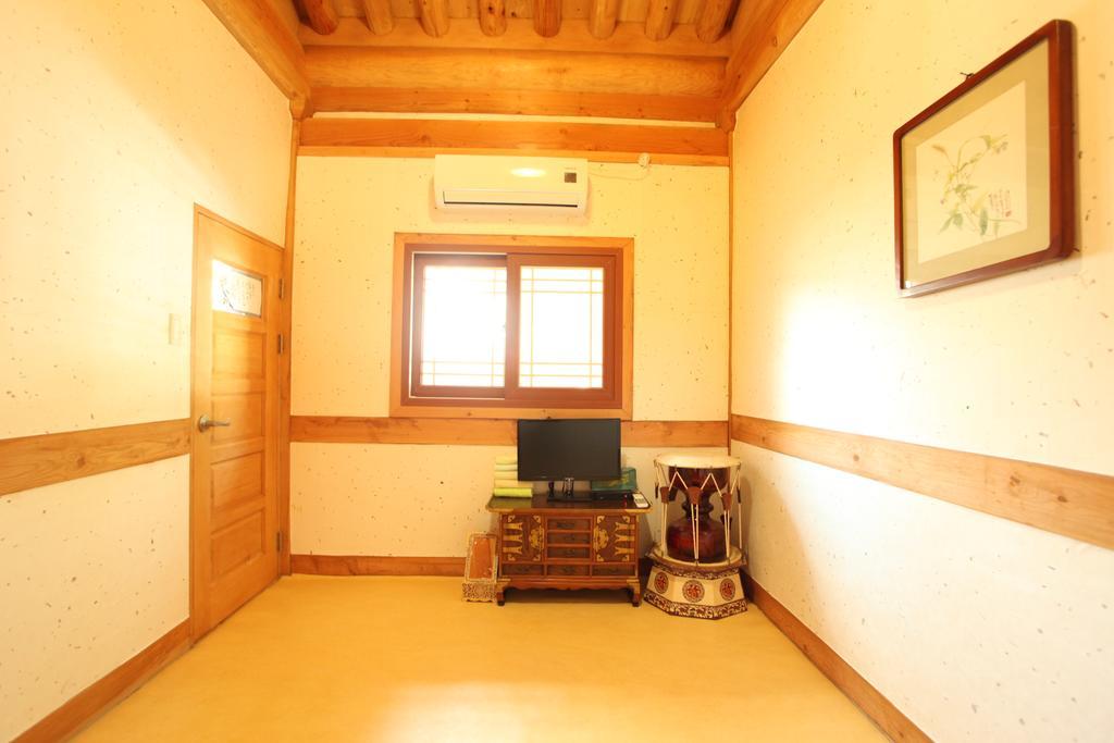 Jeonju Ye Da Won Hotel Exterior photo