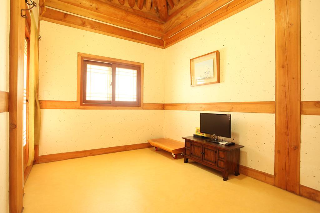 Jeonju Ye Da Won Hotel Exterior photo