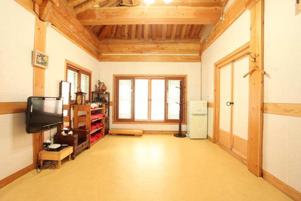 Jeonju Ye Da Won Hotel Exterior photo